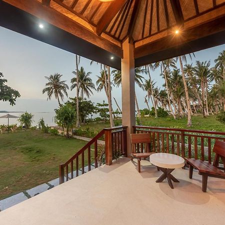 Villa Juan - A Beach Front Villa In General Luna Siargao Eksteriør bilde