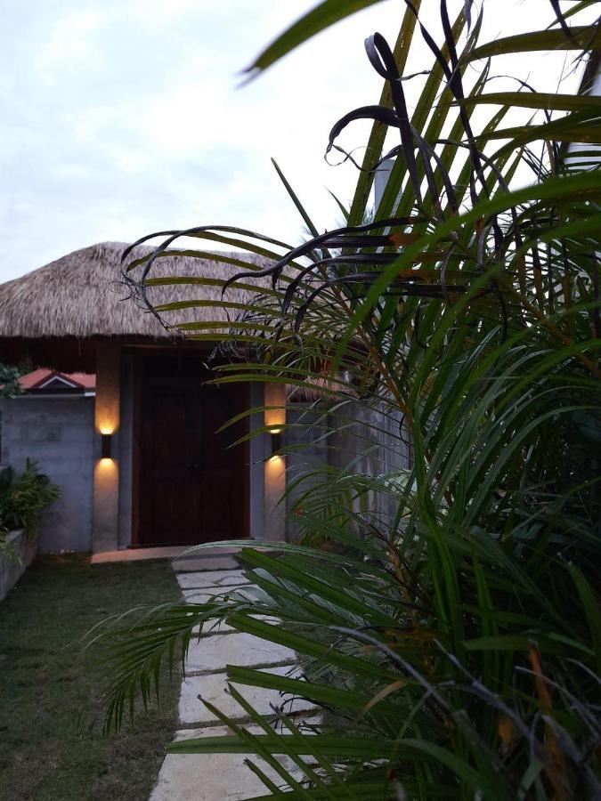 Villa Juan - A Beach Front Villa In General Luna Siargao Eksteriør bilde
